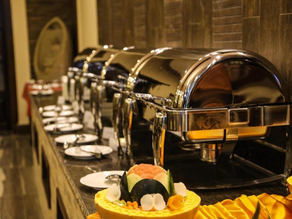Da Yatra Courtyard Hotel & Resort Pokhara Ngoại thất bức ảnh